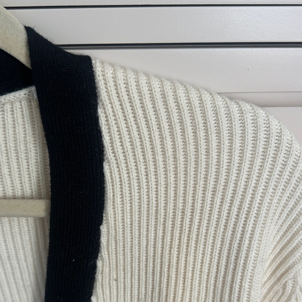 BNWT BLDWN Cream Cardigan with Black Trim - Picture 2 of 6